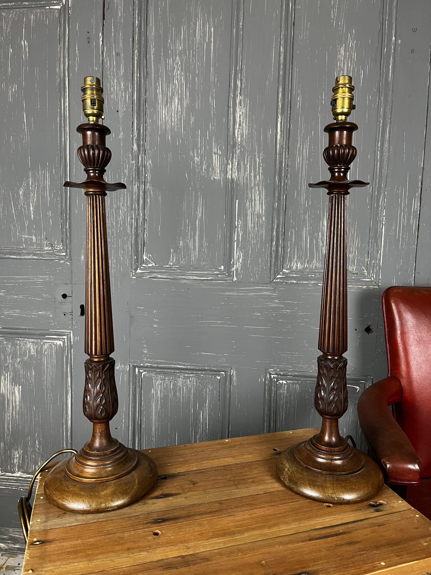 Antique Hall Pair Walnut Column Table Hall Lamps - Image 13
