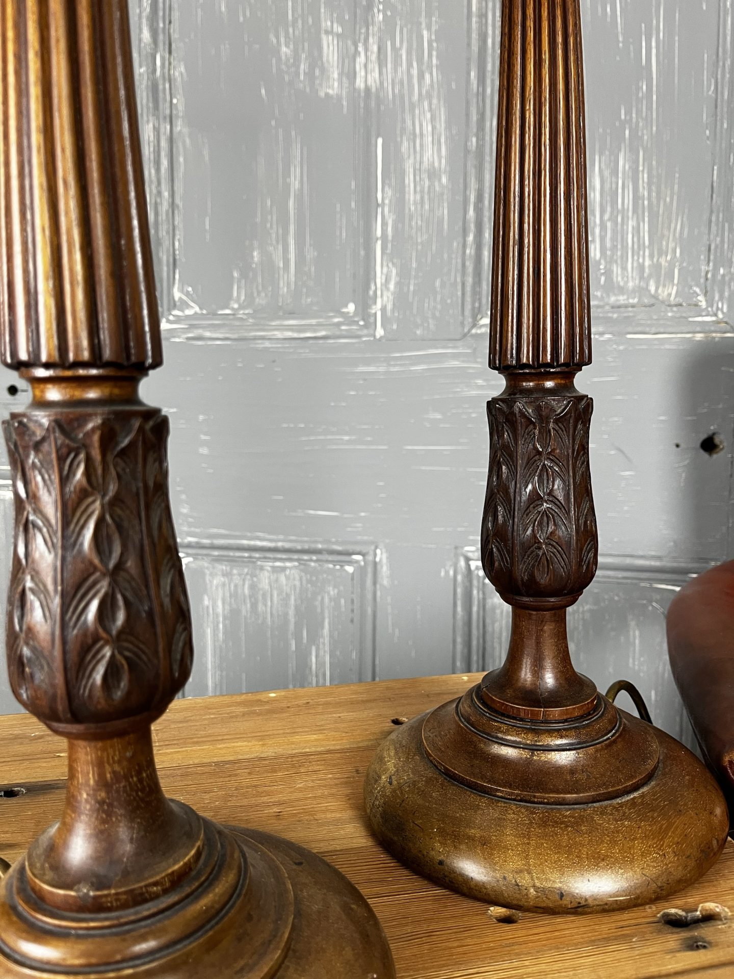 Antique Hall Pair Walnut Column Table Hall Lamps - Image 12